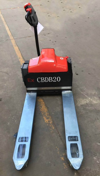 霸特爾托盤搬運(yùn)車