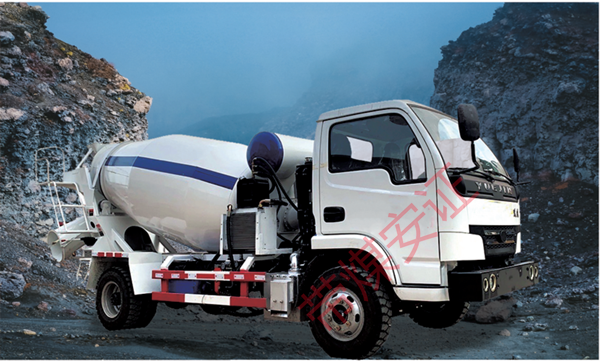 防爆柴油機(jī)混凝土攪拌運(yùn)輸車